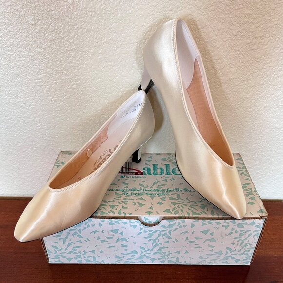 Dyeable Ivory Satin shoes 8.5W - Picture 4 of 5
